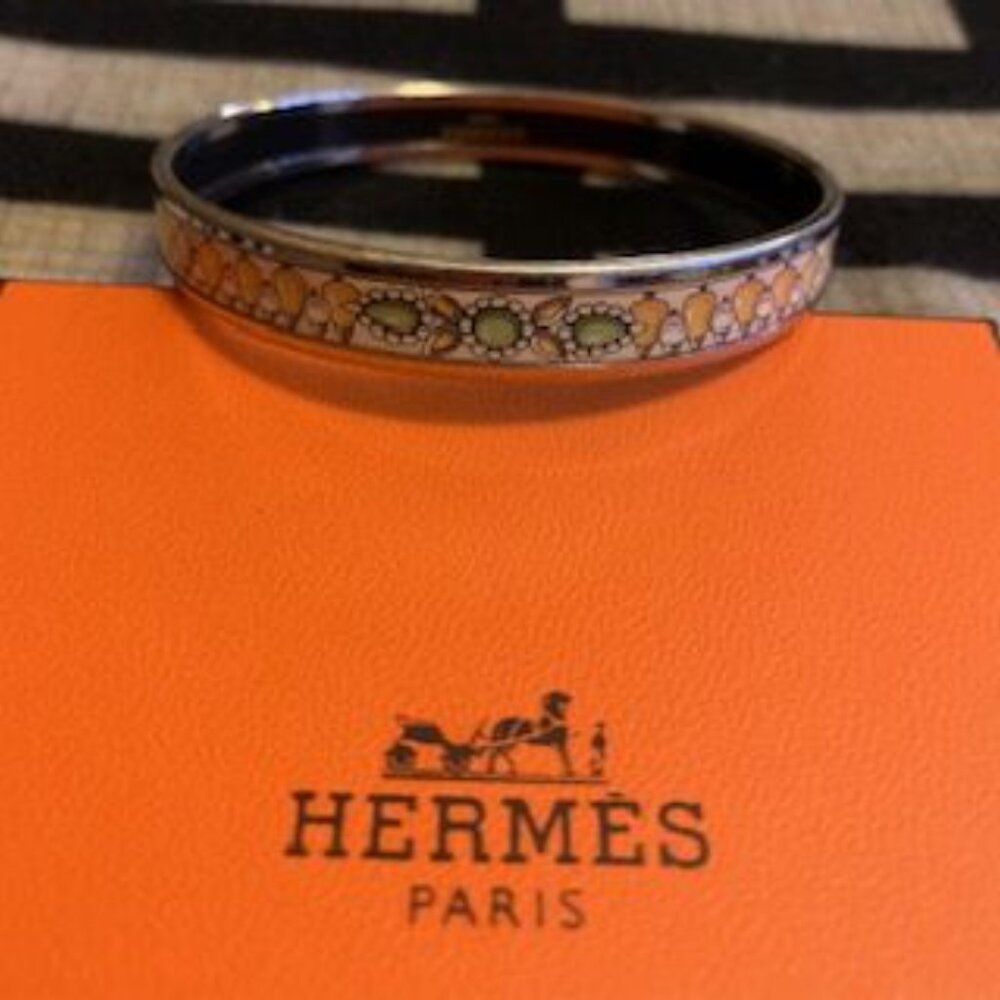 Hermès Narrow Enamel Bangle